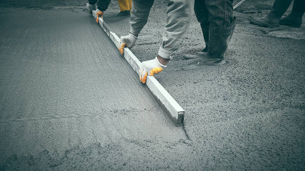 Best Driveways & Floors  in East Liverpool, OH